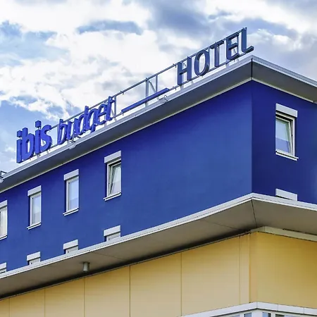 Ibis Budget Salzburg Airport-3